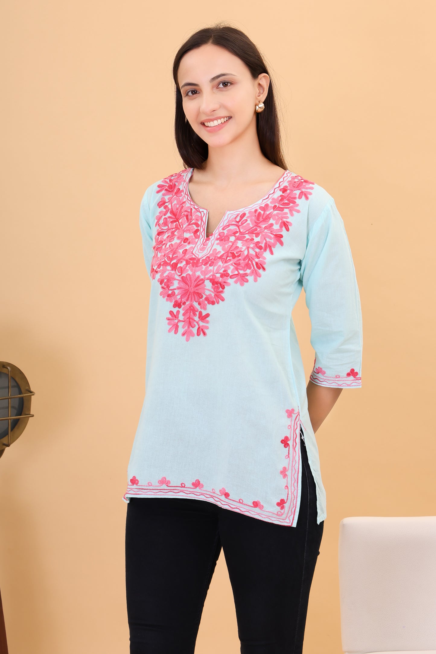 Women's Cotton Straight Kashmiri Embroidery Kurti