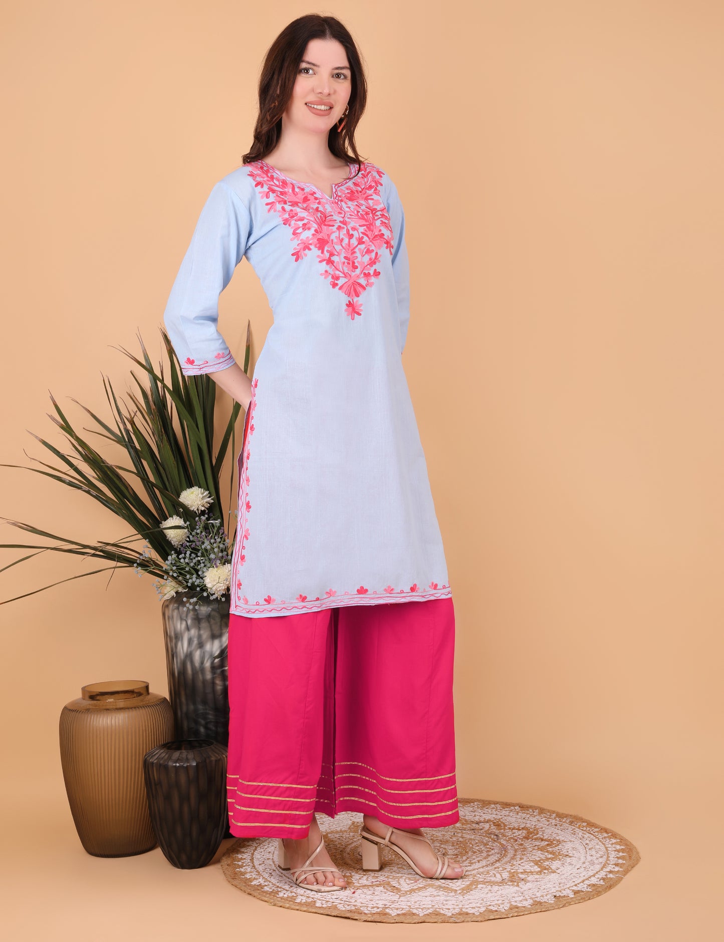 Women's Cotton Straight Kashmiri Embroidery Kurti