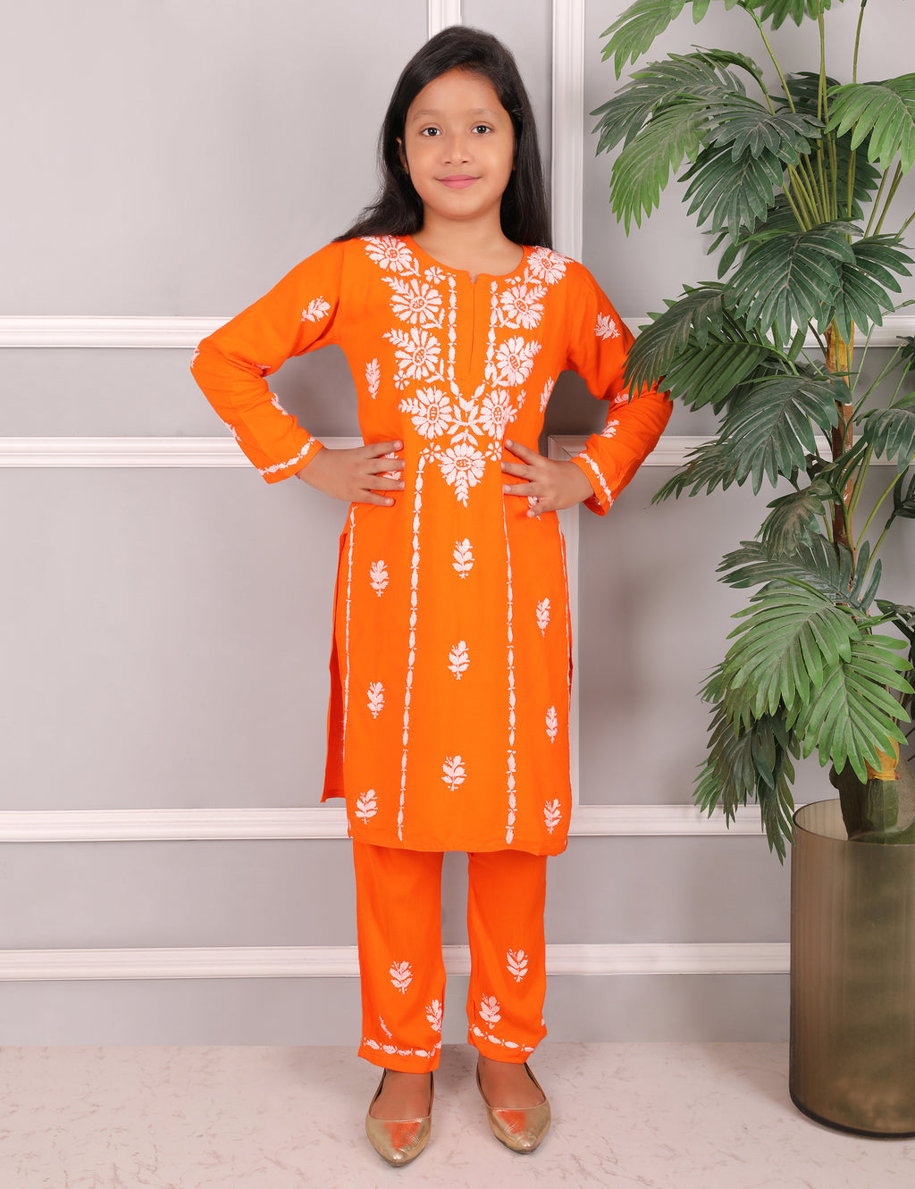 Kids Traditional Lucknowi Chikankari Kurti Paint Set, 3/4 Sleeves, Ethnic Wear