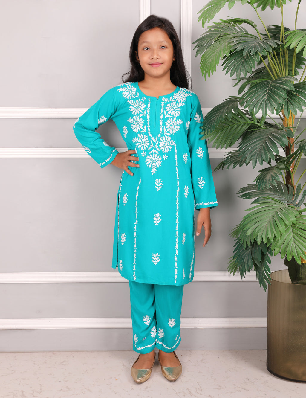 Kids Traditional Lucknowi Chikankari Kurti Paint Set, 3/4 Sleeves, Ethnic Wear