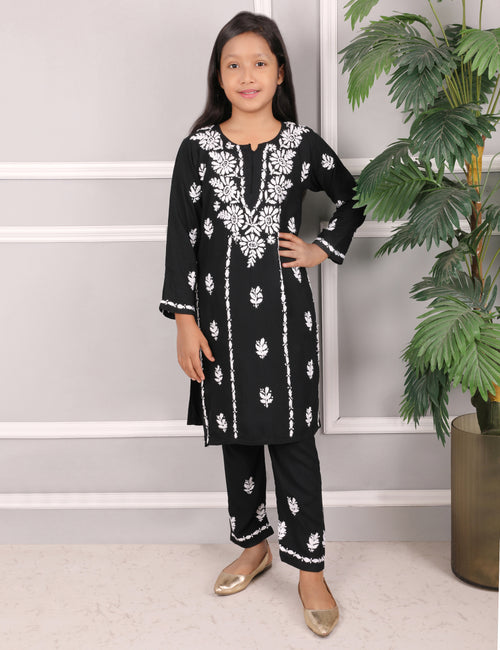 Kids Traditional Lucknowi Chikankari Kurti Paint Set, with White Floral Embroidery, 3/4 Sleeves, Ethnic Wear