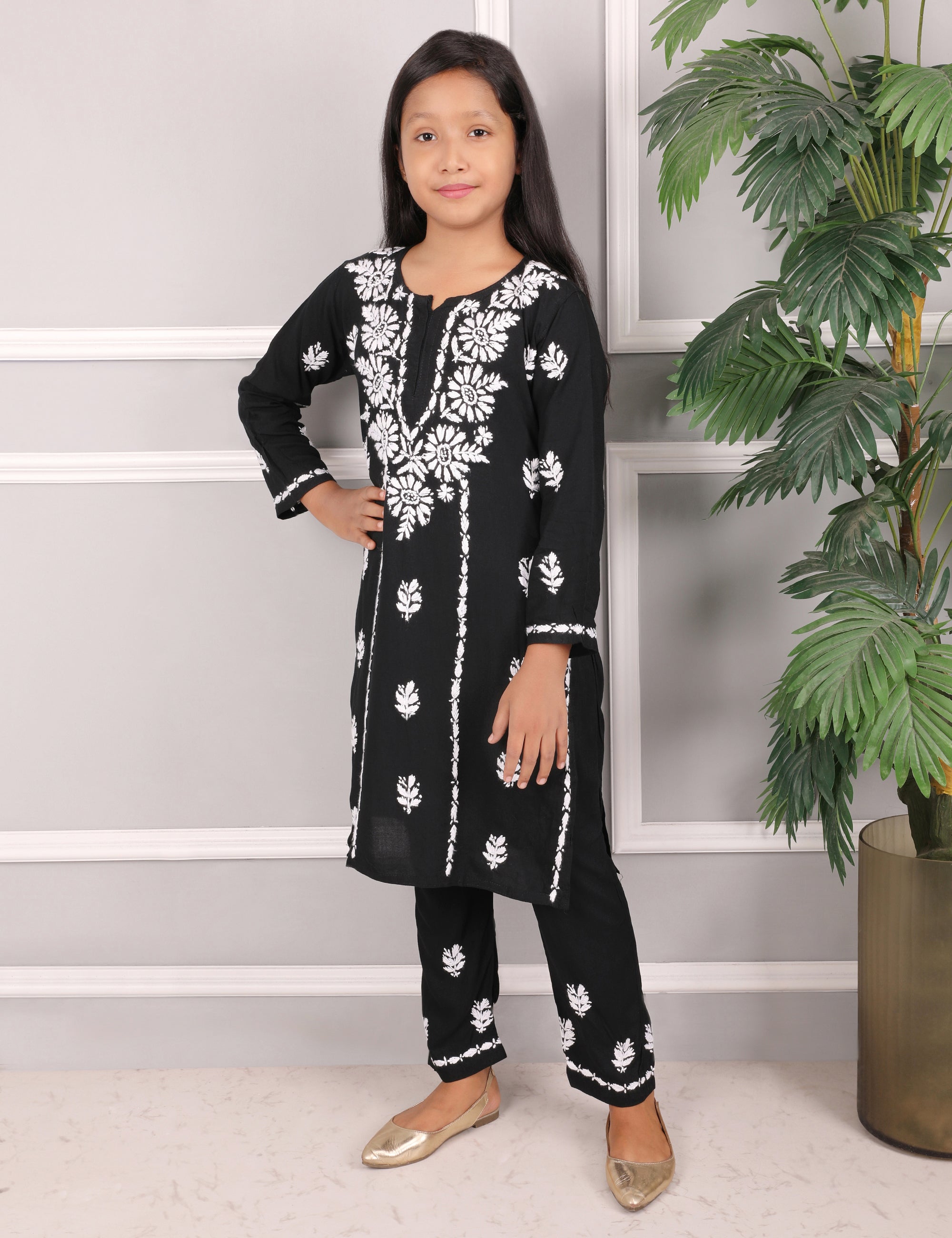 Kids Traditional Lucknowi Chikankari Kurti Paint Set, with White Floral Embroidery, 3/4 Sleeves, Ethnic Wear