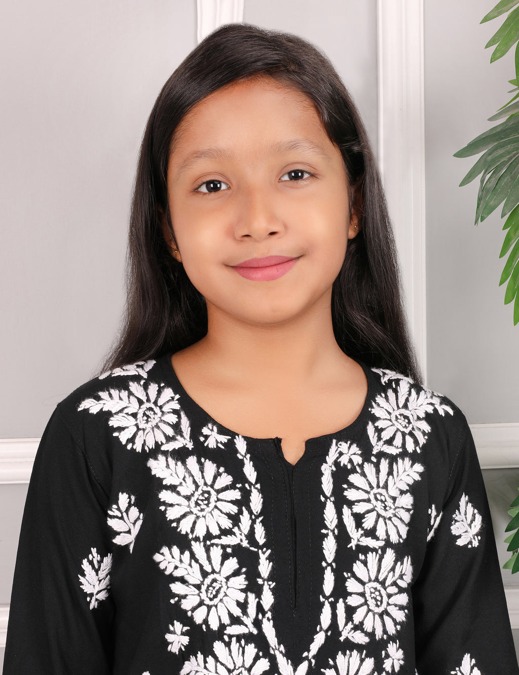 Kids Traditional Lucknowi Chikankari Kurti Paint Set, 3/4 Sleeves, Ethnic Wear