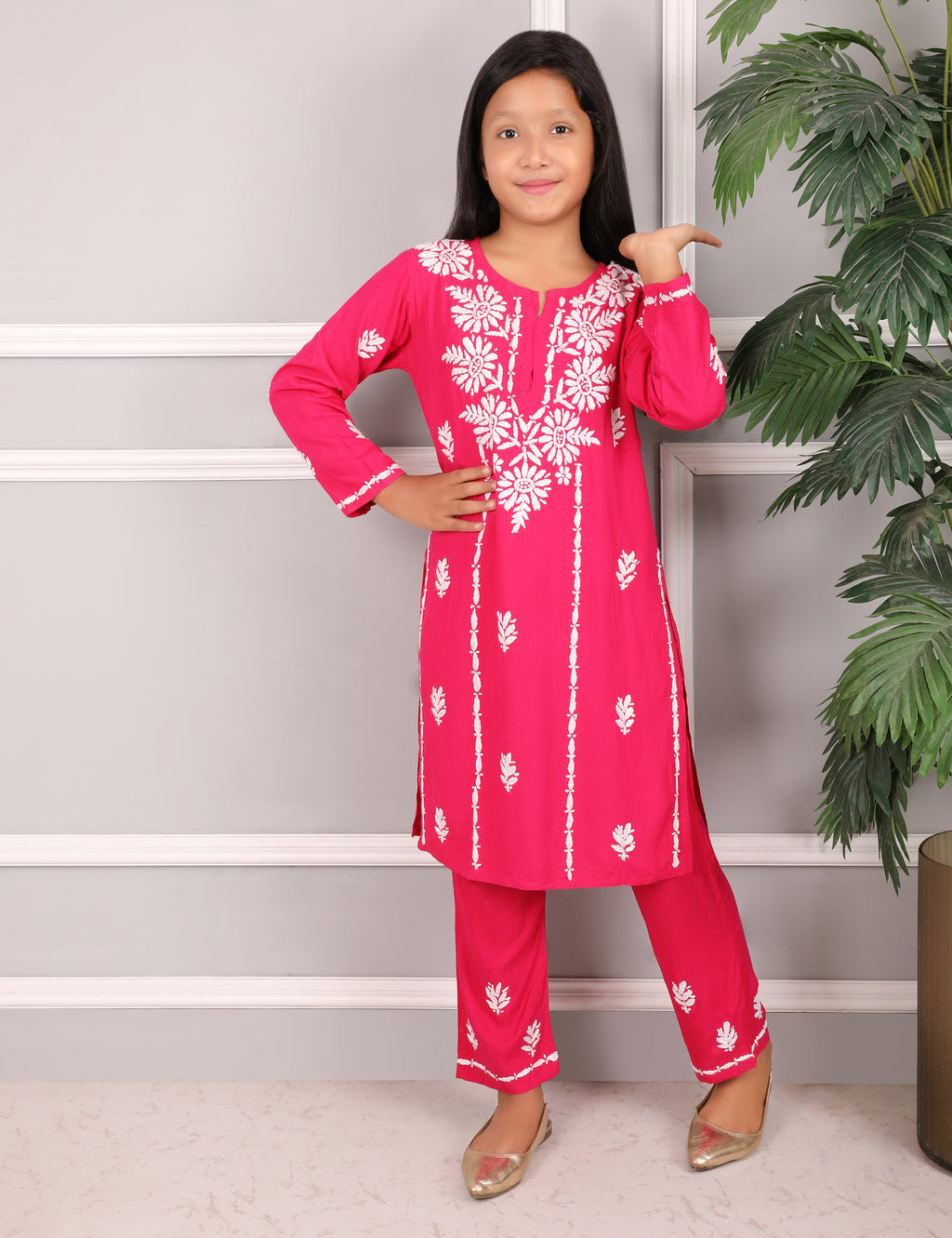 Kids Traditional Lucknowi Chikankari Kurti Paint Set, 3/4 Sleeves, Ethnic Wear