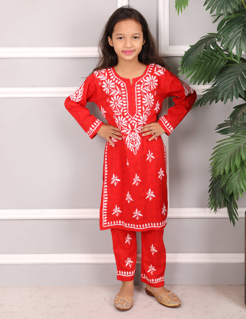 iKRABIB Kids Lucknowi Chikankari Kurti & Pant Set, 3/4 Sleeves