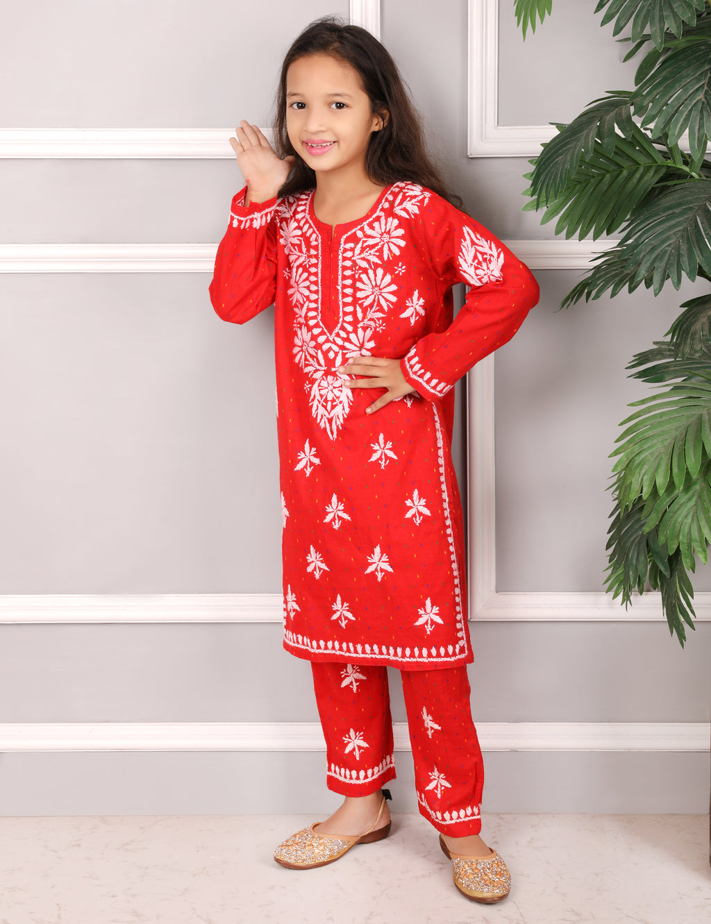 iKRABIB Kids Lucknowi Chikankari Kurti & Pant Set, 3/4 Sleeves