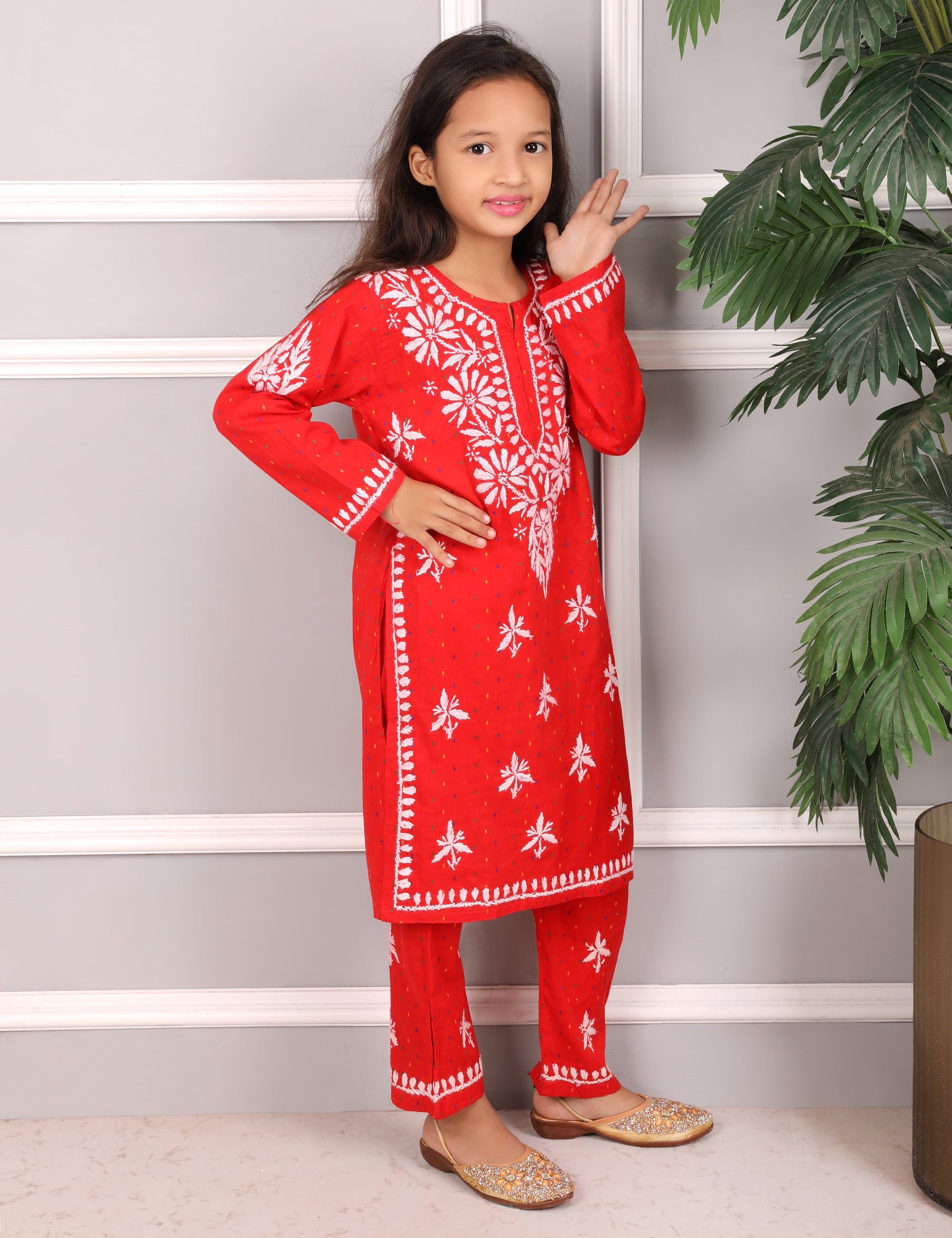 iKRABIB Kids Lucknowi Chikankari Kurti & Pant Set, 3/4 Sleeves