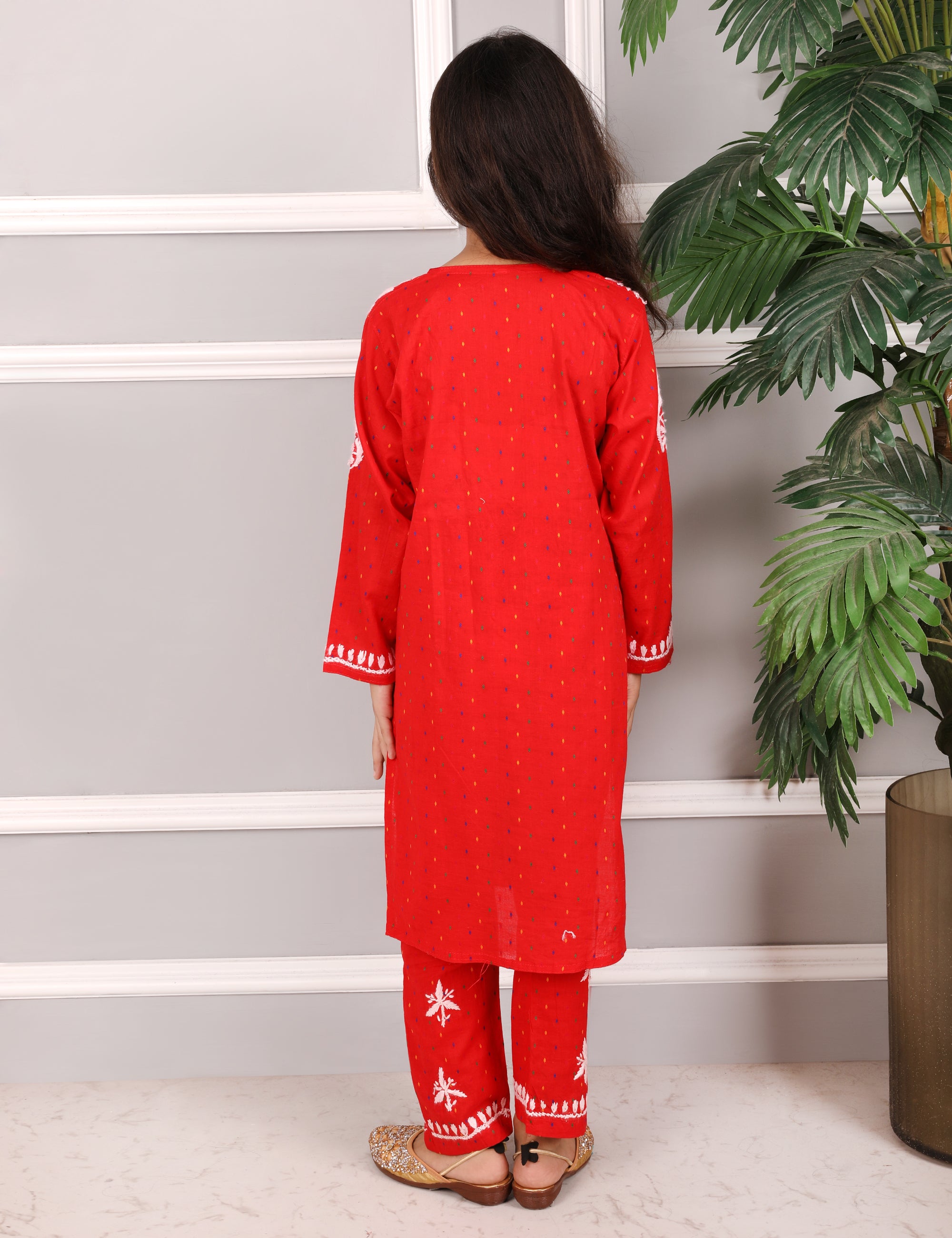 iKRABIB Kids Lucknowi Chikankari Kurti & Pant Set, 3/4 Sleeves