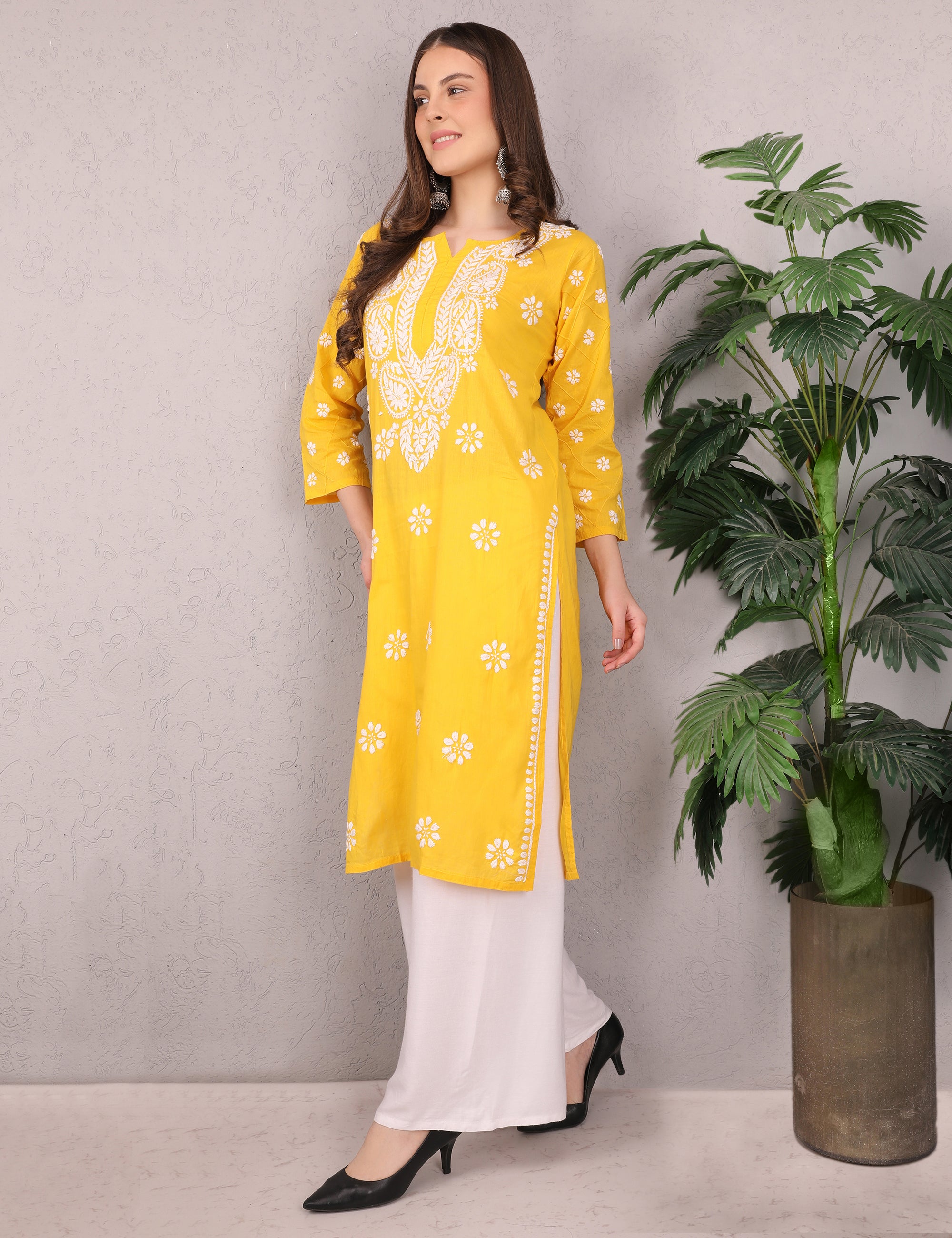 iKRABIB Women's Traditional Chikankari Kurti, 3/4 Sleeves