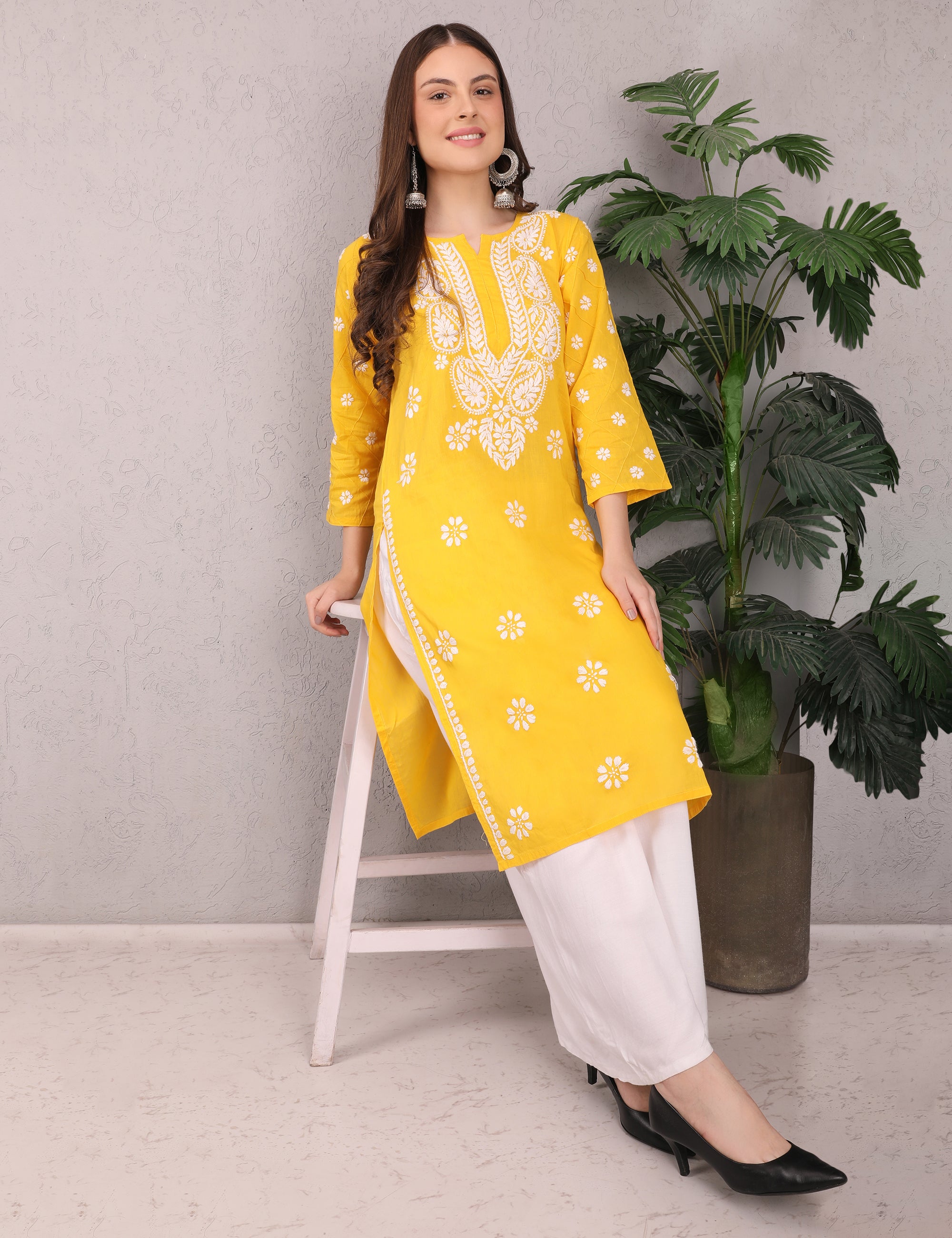 iKRABIB Women's Traditional Chikankari Kurti, 3/4 Sleeves