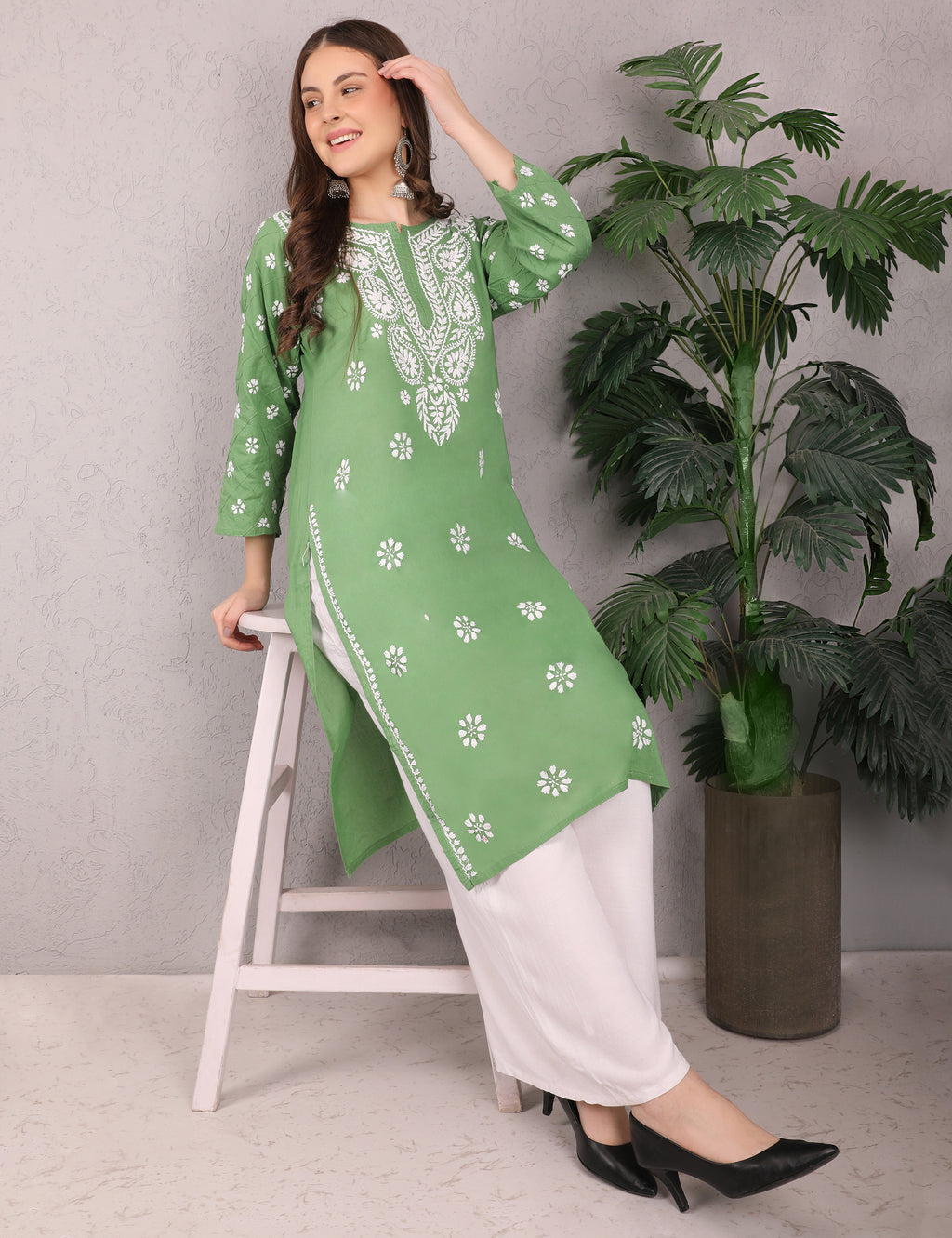 iKRABIB Women's Traditional Chikankari Kurti, 3/4 Sleeves