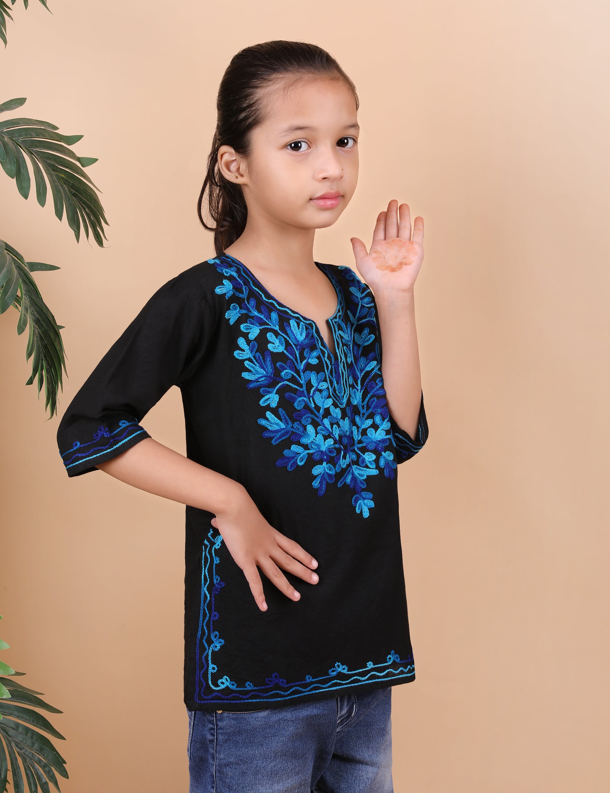 Kids Cotton Kashmiri Embriodered Short Regular Fit Kurti