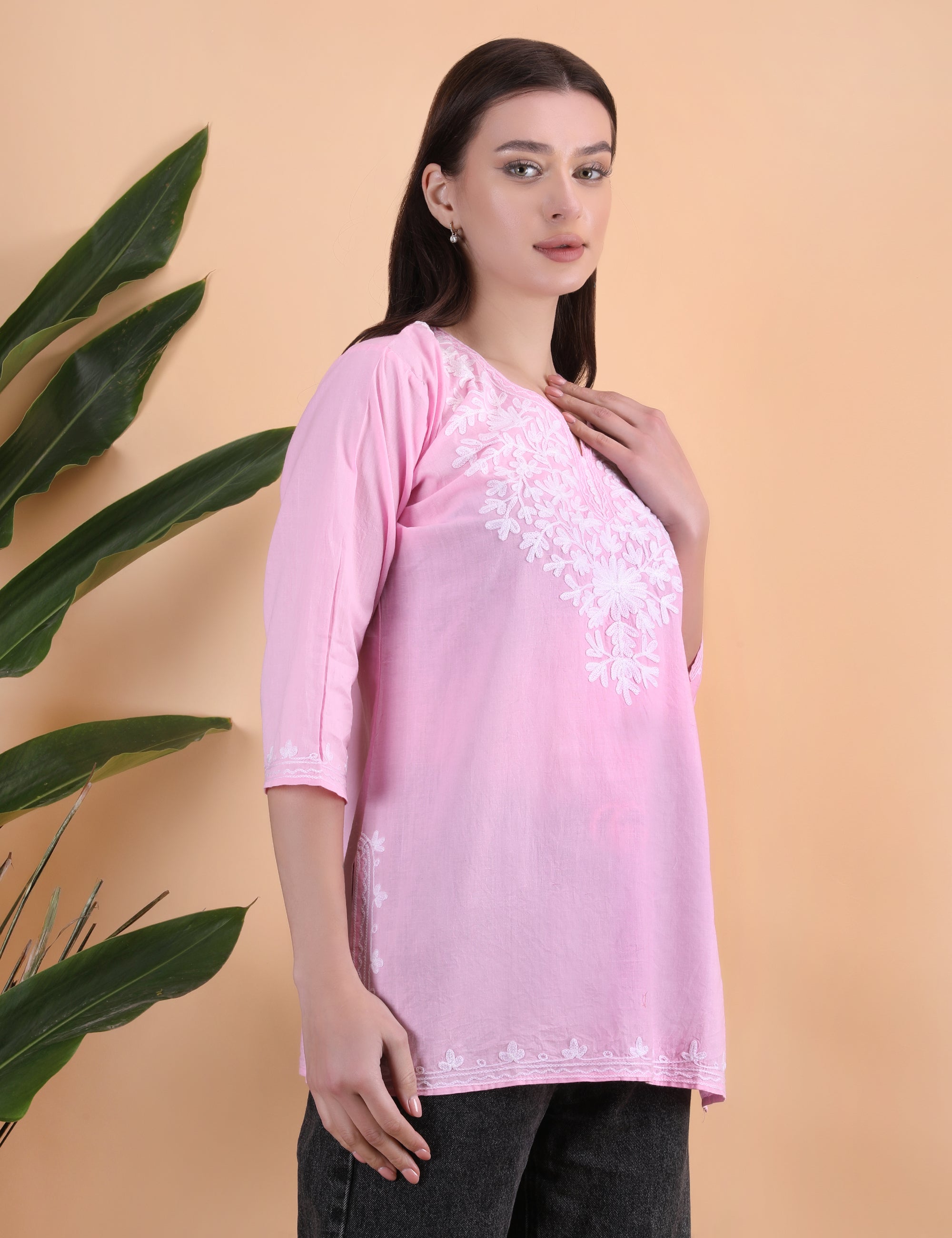 Women Cotton Kashmiri Embriodered Short Regular Fit Kurti