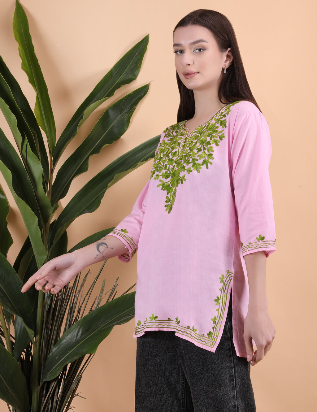 Women Cotton Kashmiri Embriodered Short Regular Fit Kurti