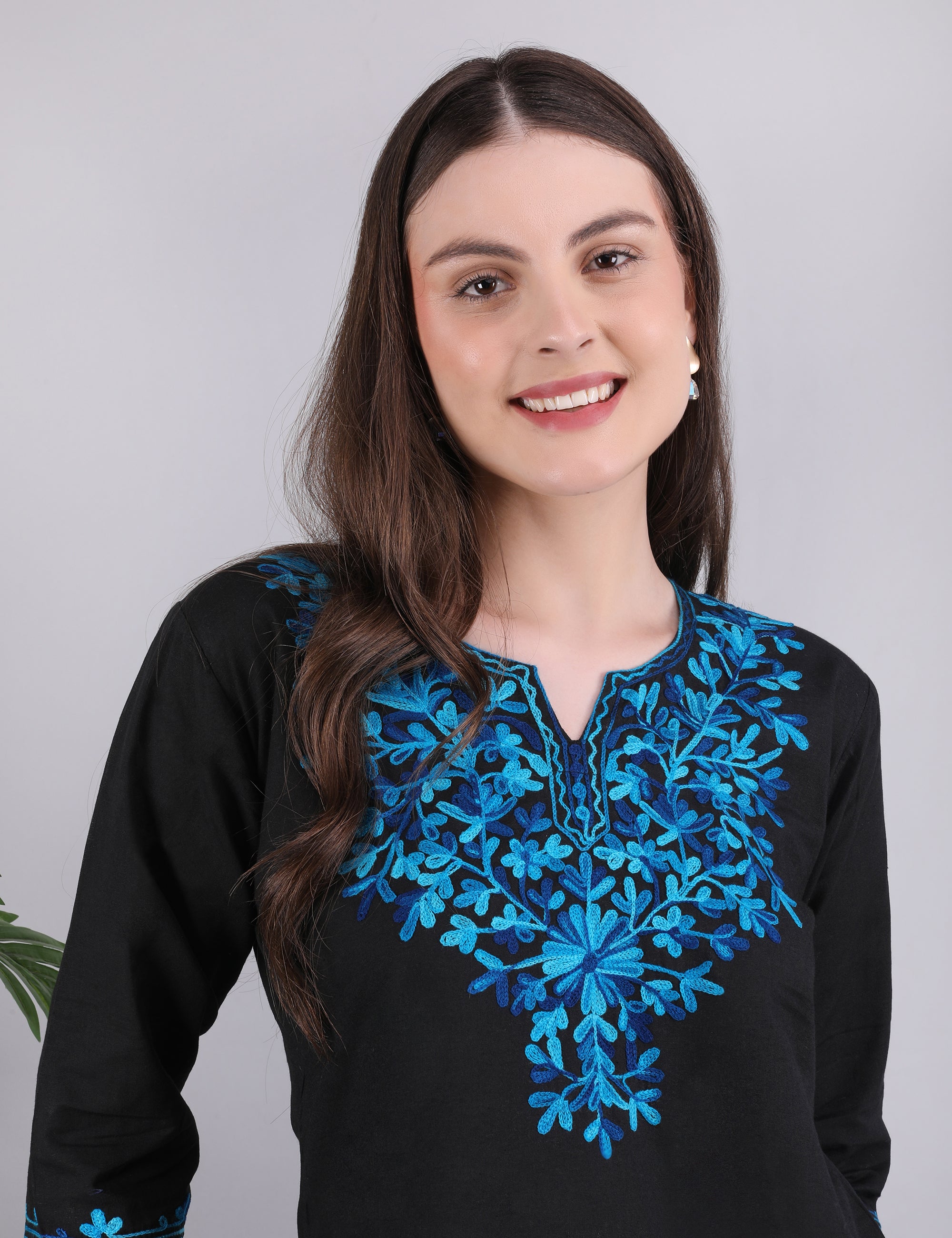 Women Cotton Kashmiri Embriodered Short Regular Fit Kurti